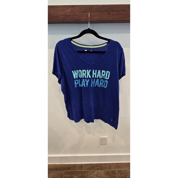 Xersion Womens Plus Size 2X Blue V-Neck Graphic T-Shirt "Work Hard Play Hard" Ca - Picture 1 of 3